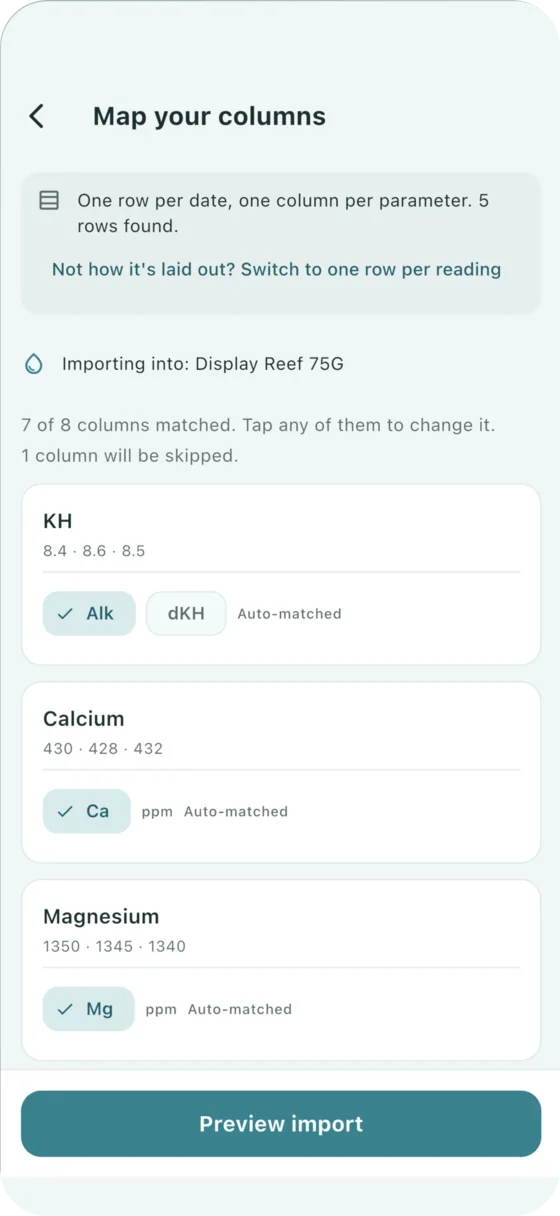 CSV import screen mapping columns such as KH, Calcium and Magnesium to parameters, each marked auto-matched.